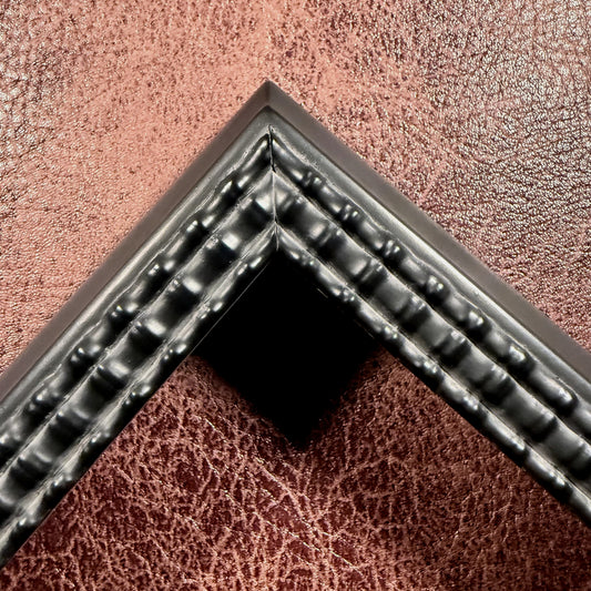 8 x 10 Bombé Ripple Molding Frame #26218
