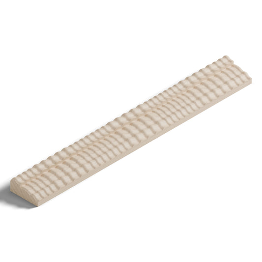 Ripple molding #212-11 in raw hard maple, isometric view from the sight edge