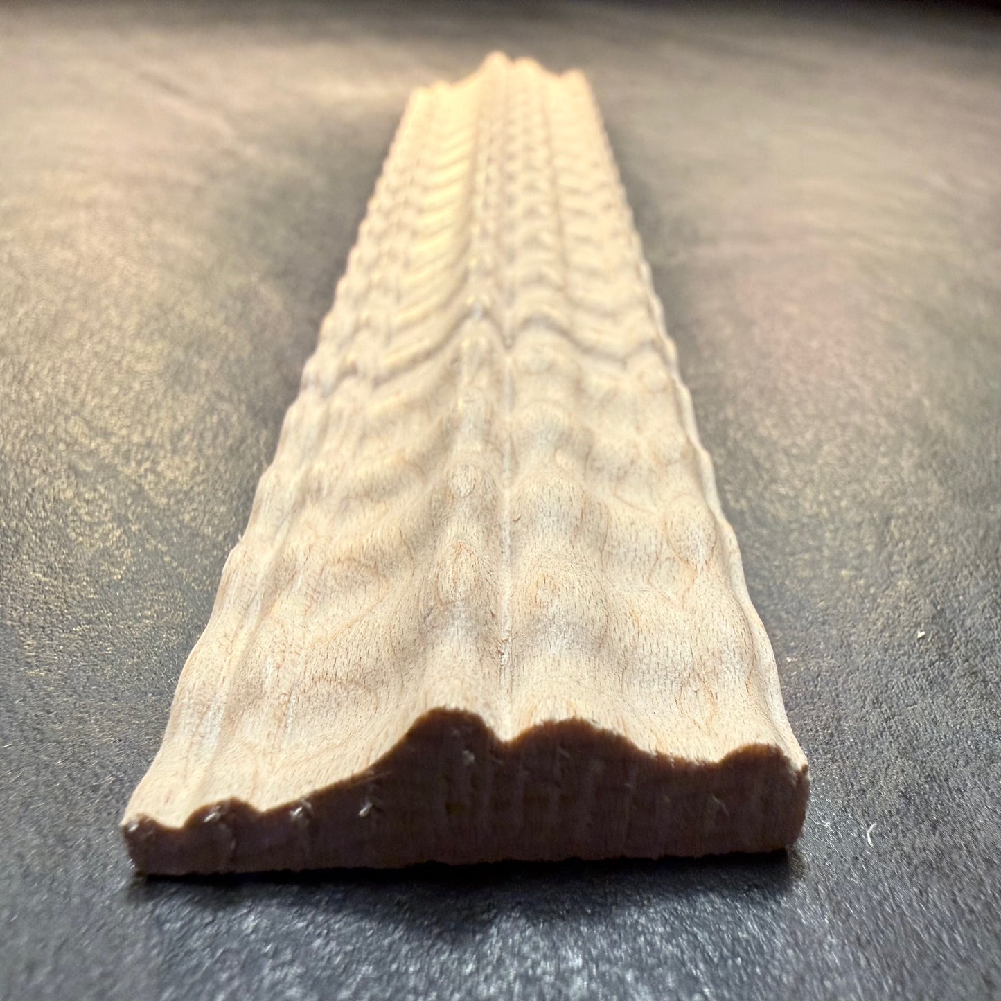 Ripple Molding #424-48
