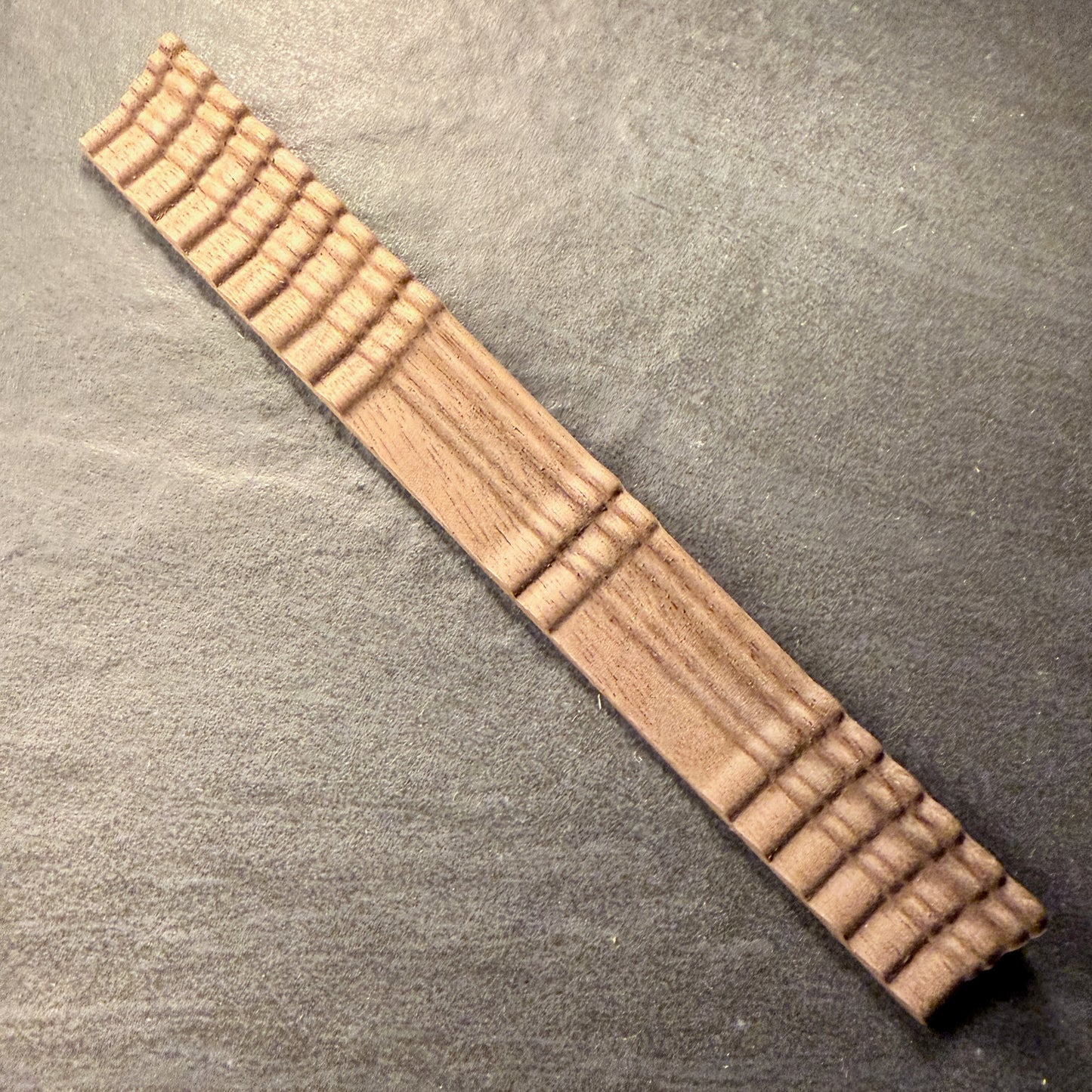 Ripple Molding #410-46