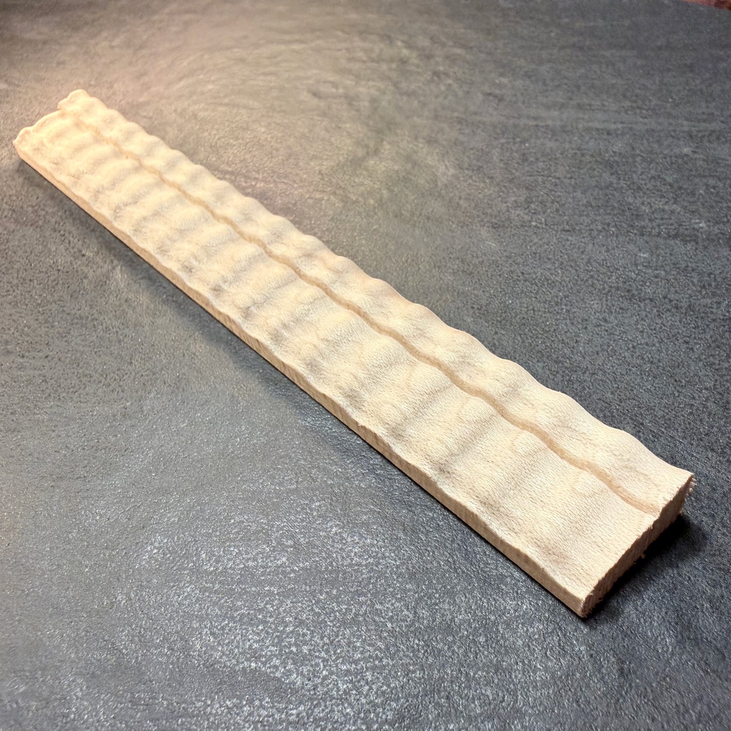 Ripple Molding #210-48