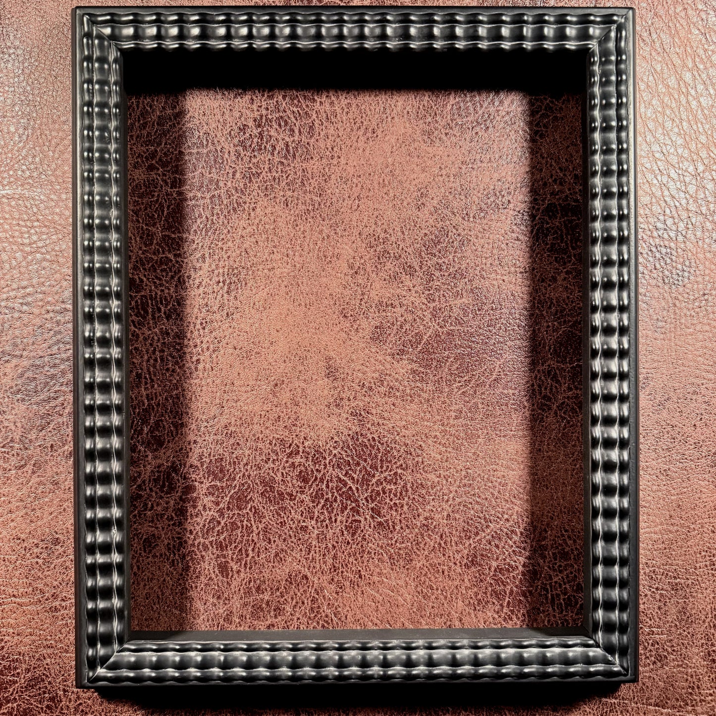 8 x 10 Bombé Ripple Molding Frame #26215