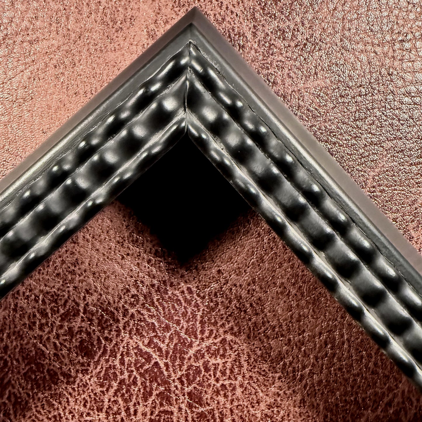 8 x 10 Bombé Ripple Molding Frame #26215