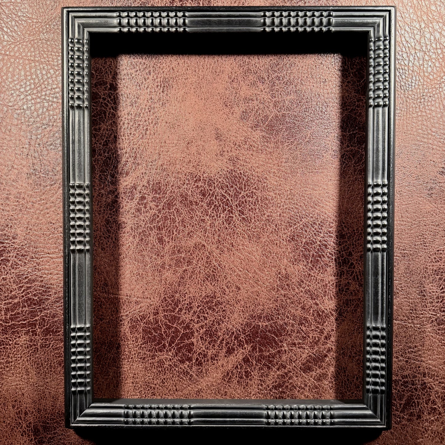 9 x 12 Bombé Ripple Molding Frame #26217