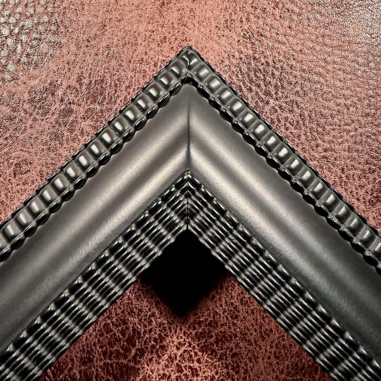 4 x 4 Maryse Ripple Molding Frame #26222